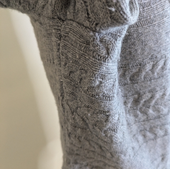 lafayette 148 new york 100% Cashmere Gray Turtleneck Knit Sweater Medium * Read - Picture 5 of 13